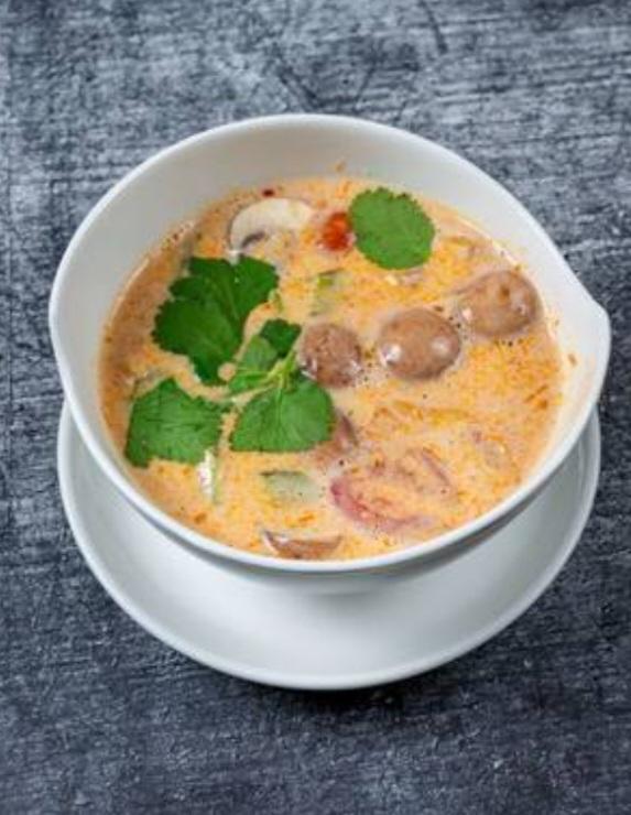 Cremige Kokossuppen mit Garnelen