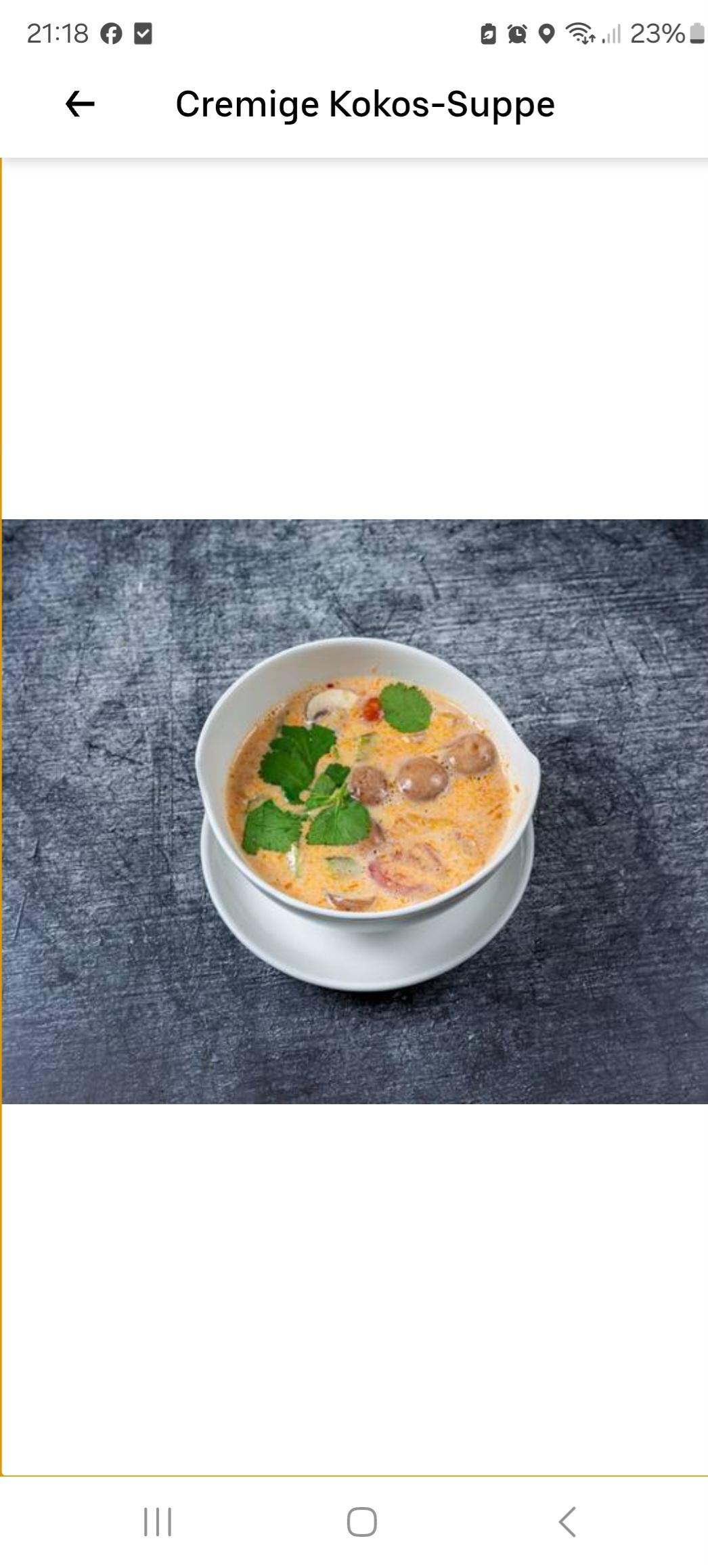 Cremige Kokossuppen mit Seidentofu